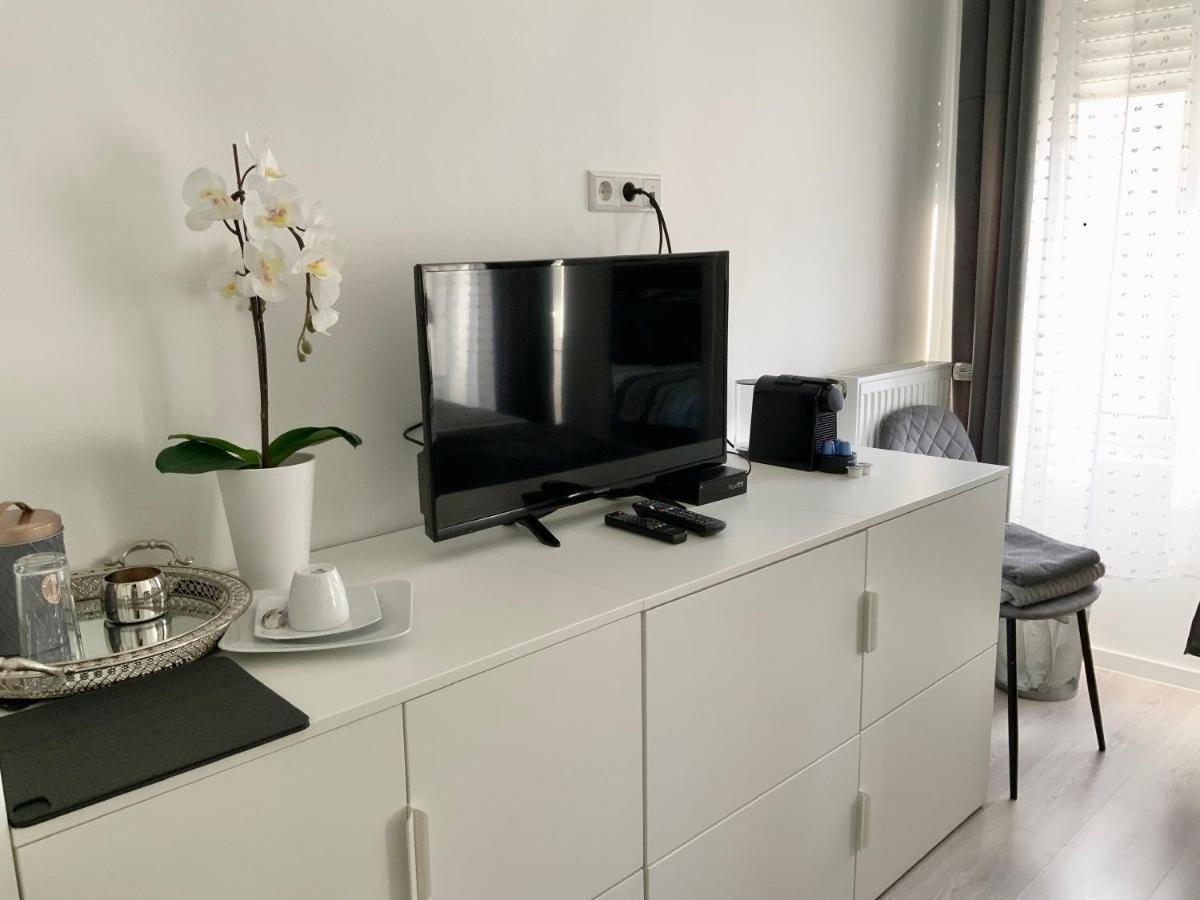 Executive Double Room With En-Suite In Guest House City Centre R4 Люксембург Екстер'єр фото